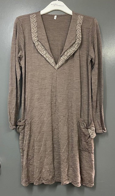 Wool Double collar v-neck long sleeve dress with pockets