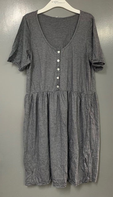Bamboo Cotton dress with buttons