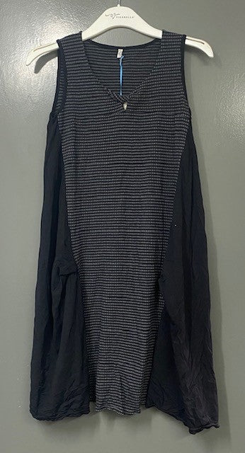 Check trapeze tunic with twist