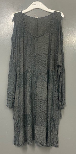 Soy patchwork cut out shoulder dress
