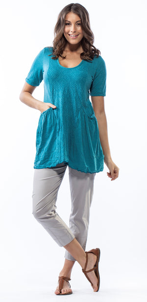 Tunic with gathered pockets